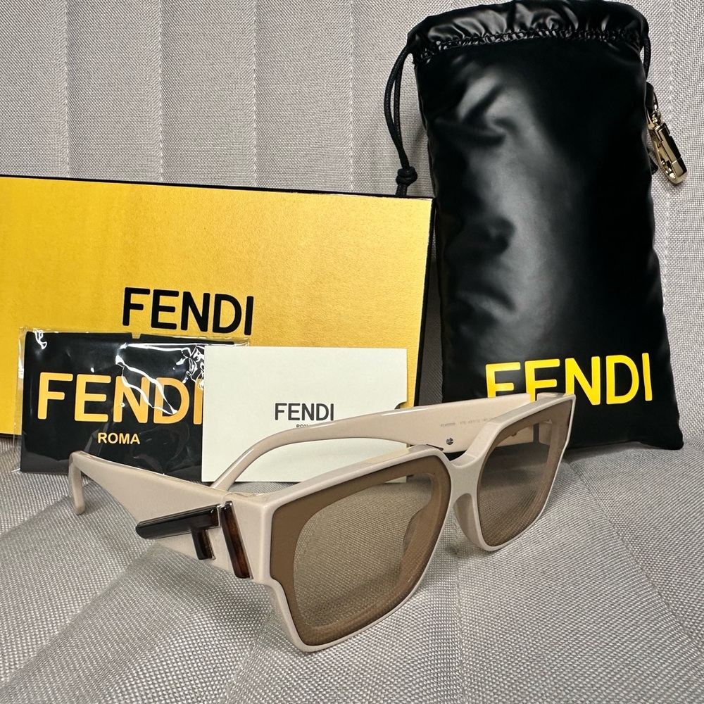 Fendi Cream and Brown indoor/outdoor Sunglasses